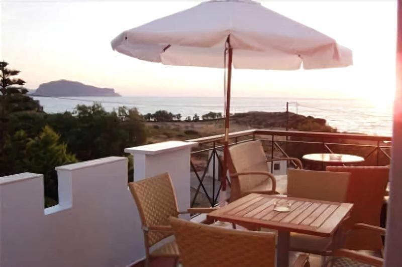 Iris Beach Hotel Monemvasia Bagian luar foto