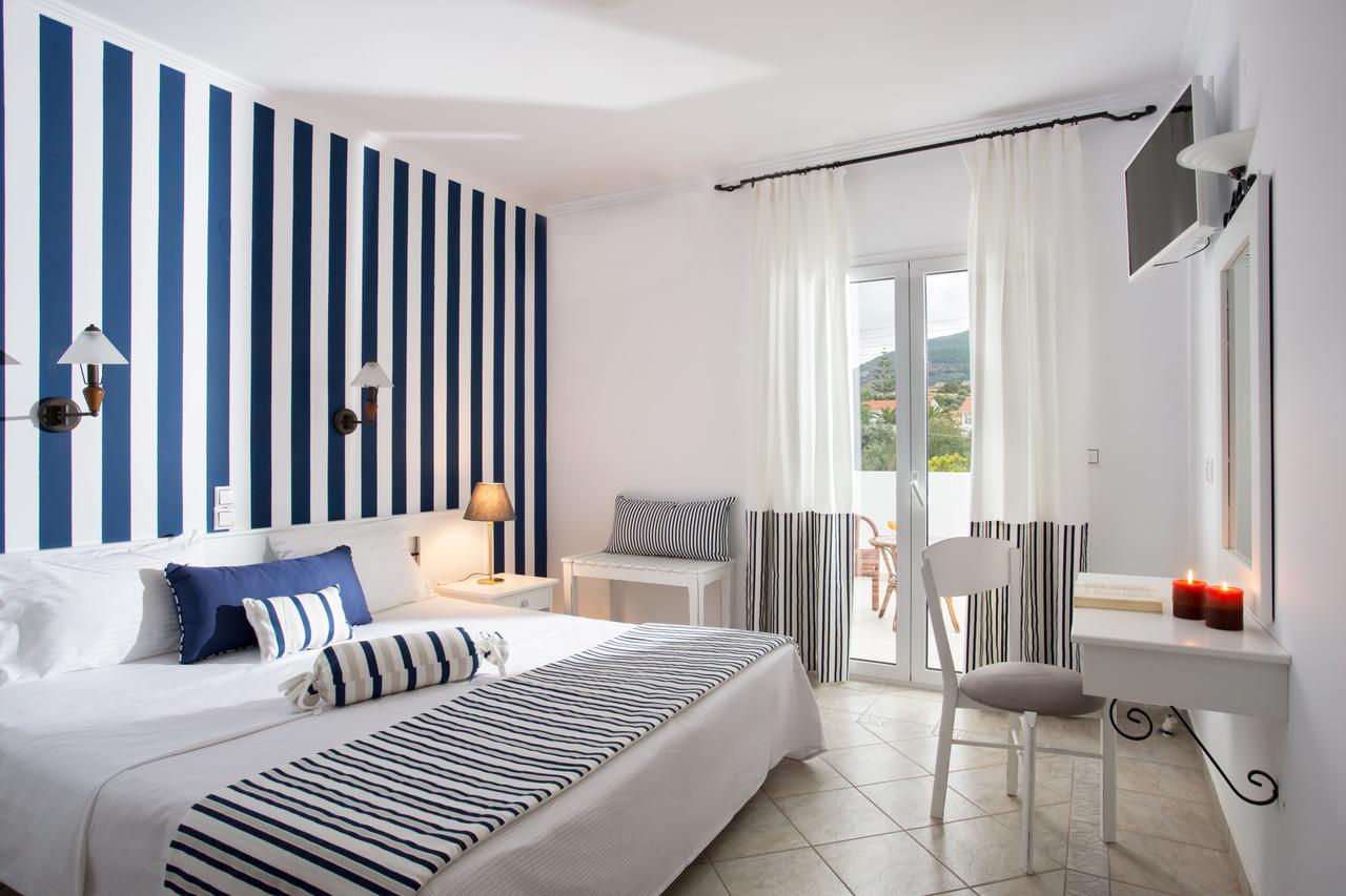Iris Beach Hotel Monemvasia Bagian luar foto